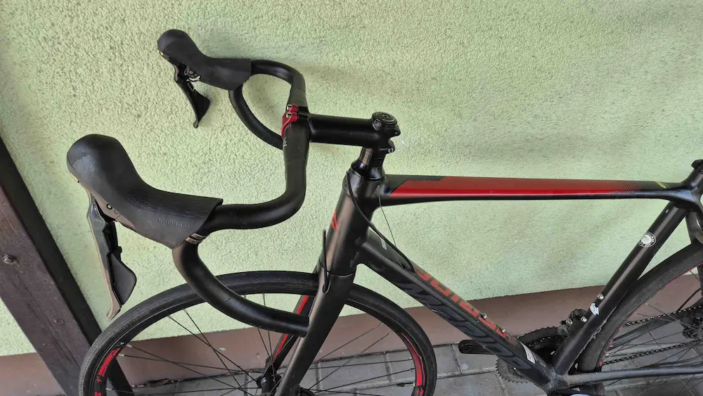 Rama roweru przed detailingiem – SZOSA Oborniki
